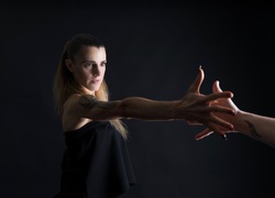 Dance Artistic Company Deep Emotions Bern - Touch me - Zeitgenössisches Tanzprojekt 